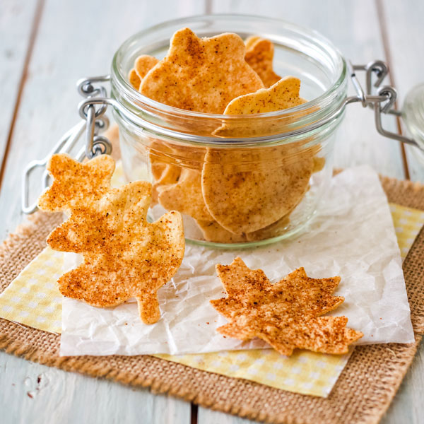 Leaf-shaped chips in a glass mason jar.