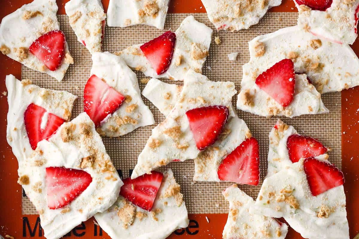 Closeup of yogurt bark with strawberry slices.