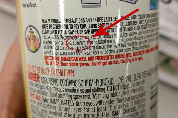 Back of a can of oven cleaner with the word aluminum circled in red.